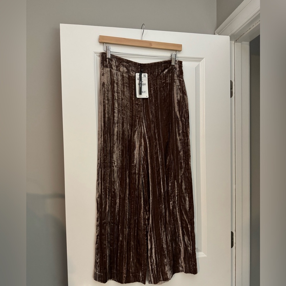 NWT Zara Woman Faux Velvet Wide Leg Pants Size Medium